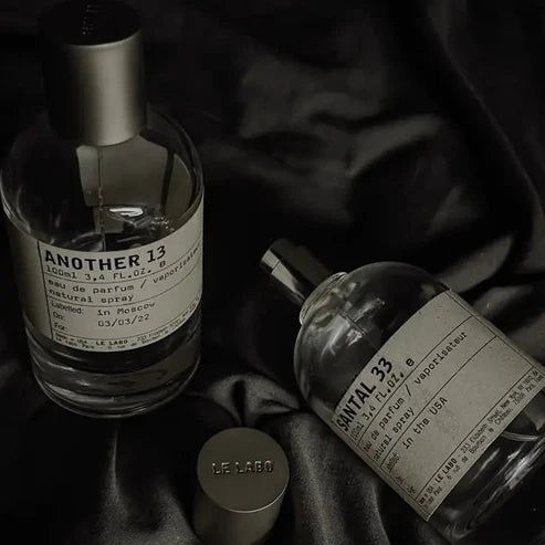 Le Labo Santal 33 : avis, notes olfactives et pourquoi ce boisé est culte