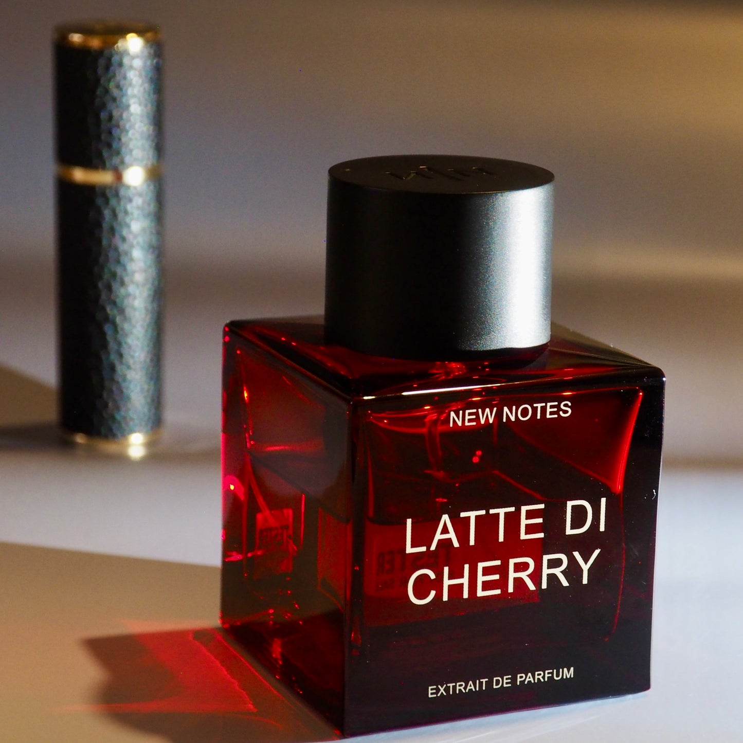 Échantillon New Notes Latte Di Cherry - Extrait de Parfum Maison Matheis